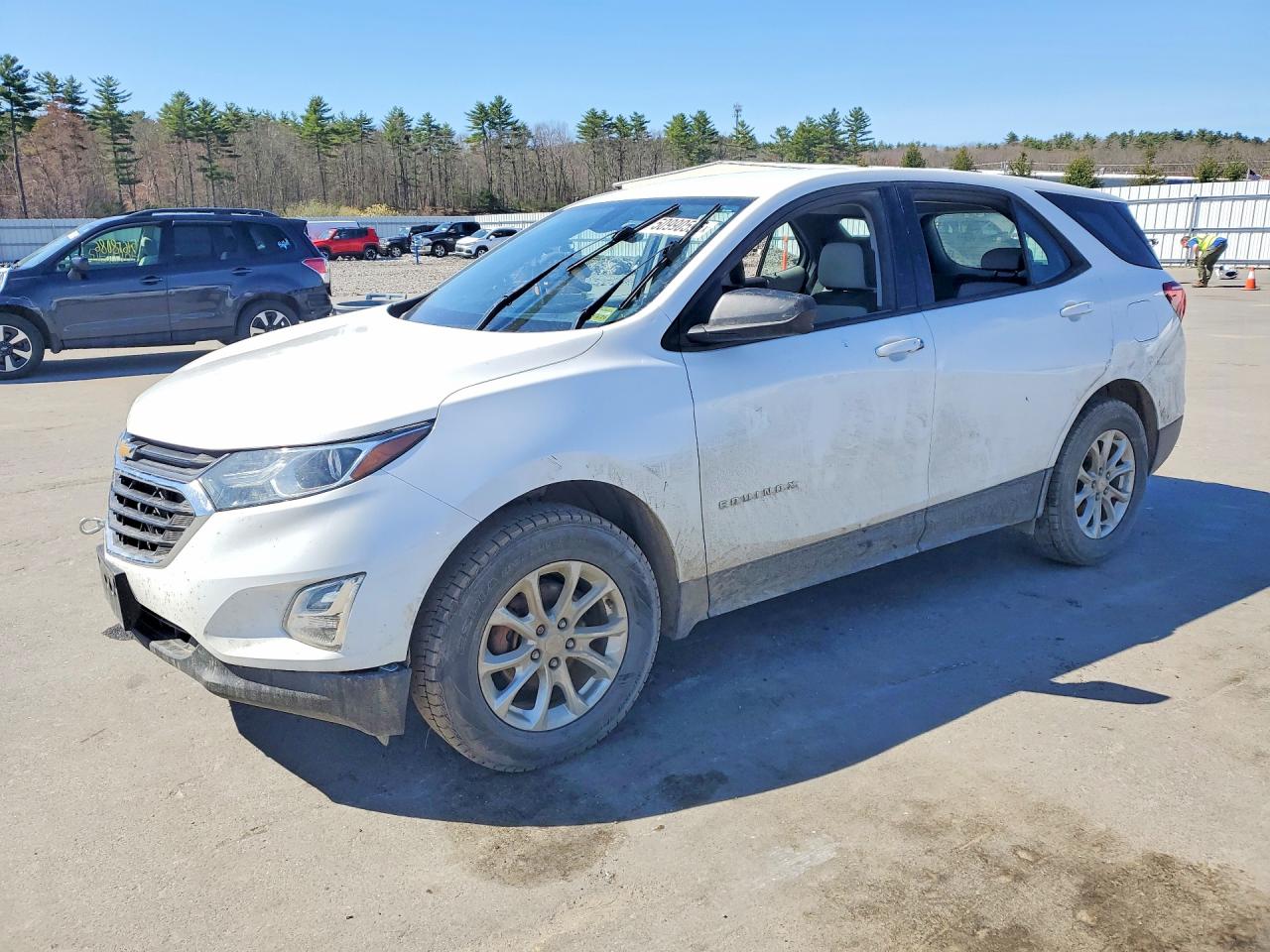 Salvage Chevrolet Equinox Image
