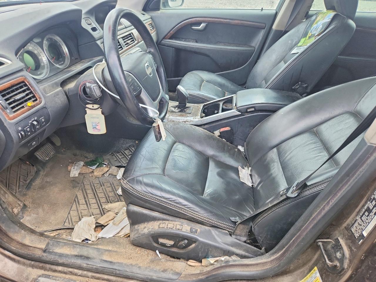 Volvo XC70 3.2