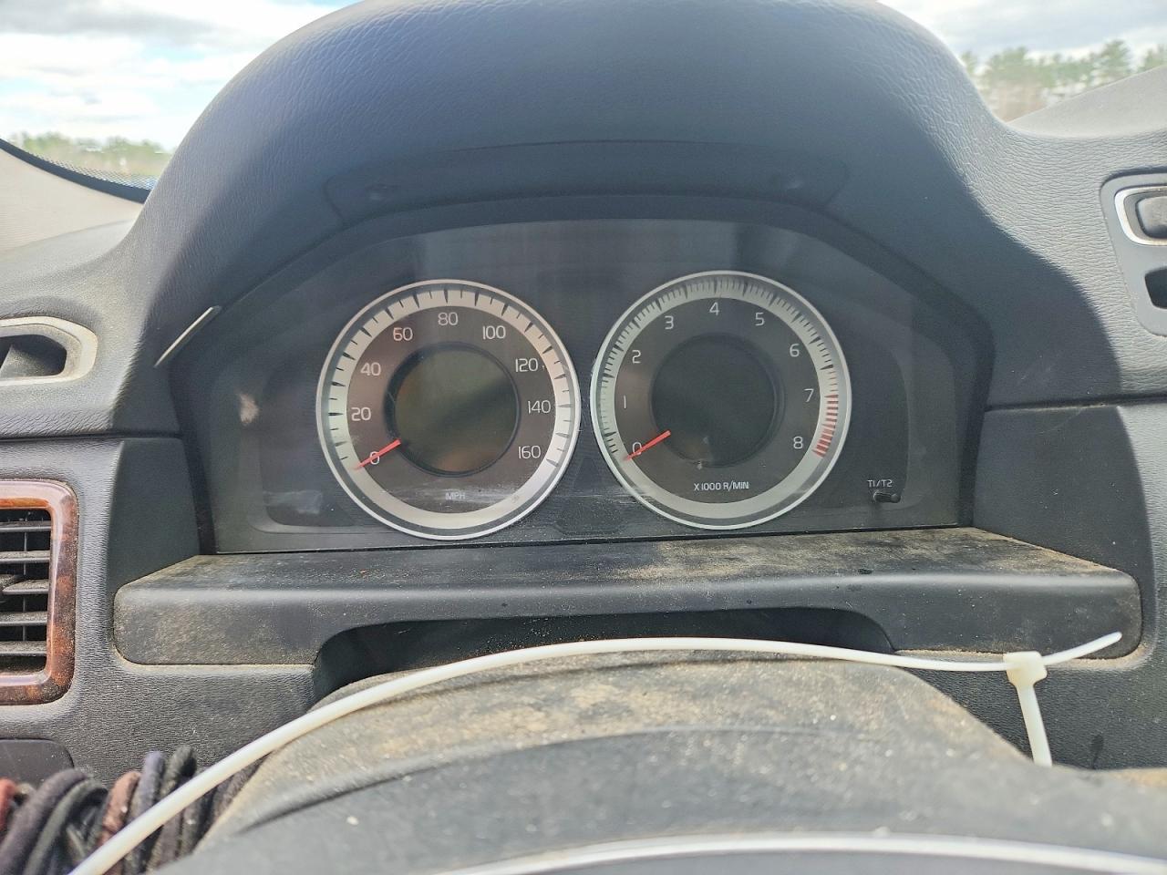 Volvo XC70 3.2