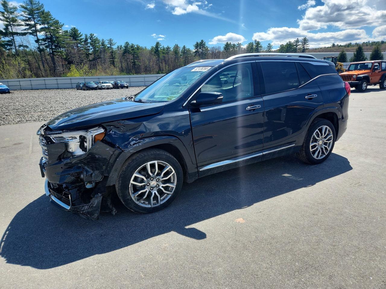 Salvage GMC Terrain Image