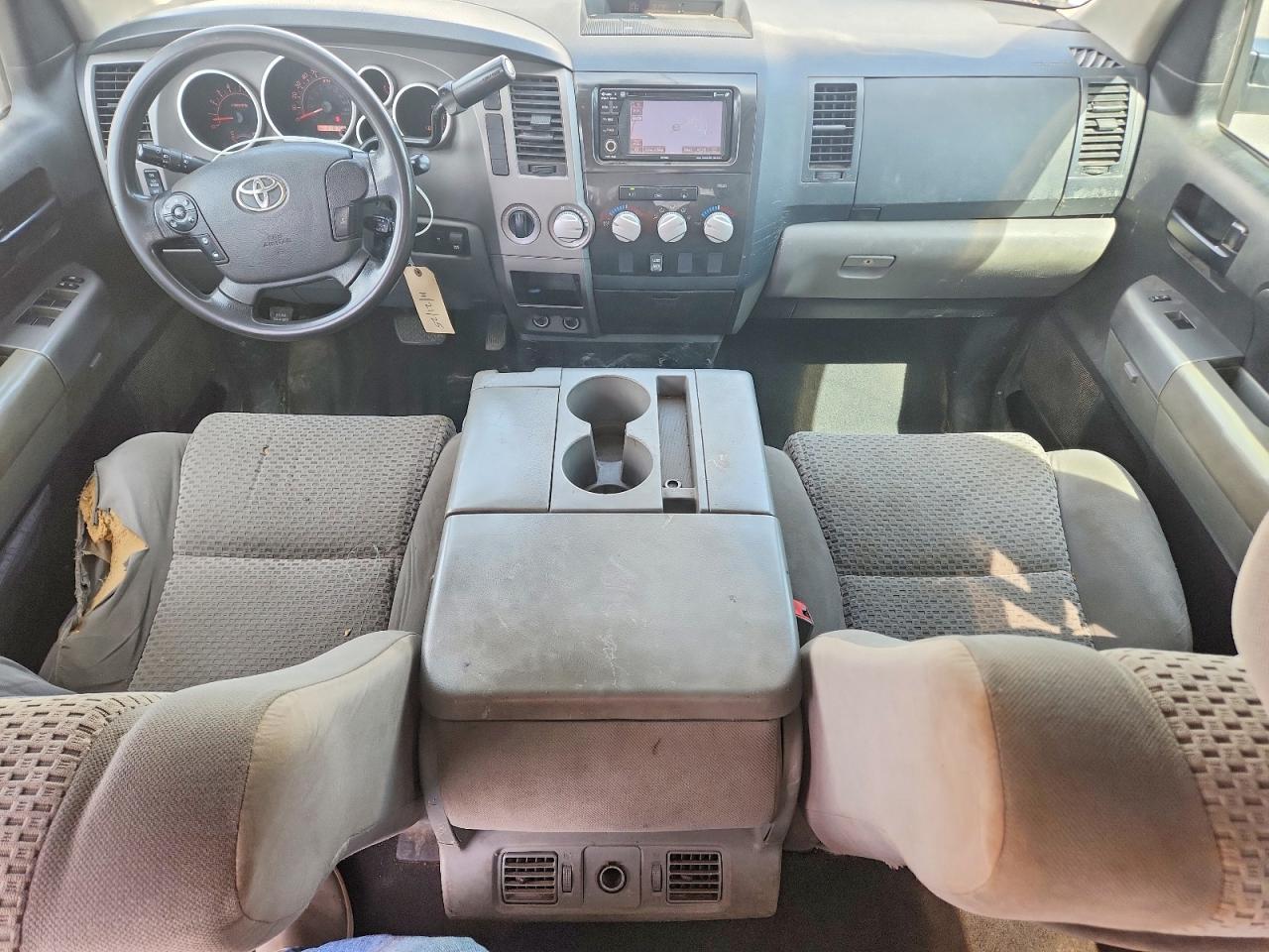 Toyota Tundra Crewmax Sr5