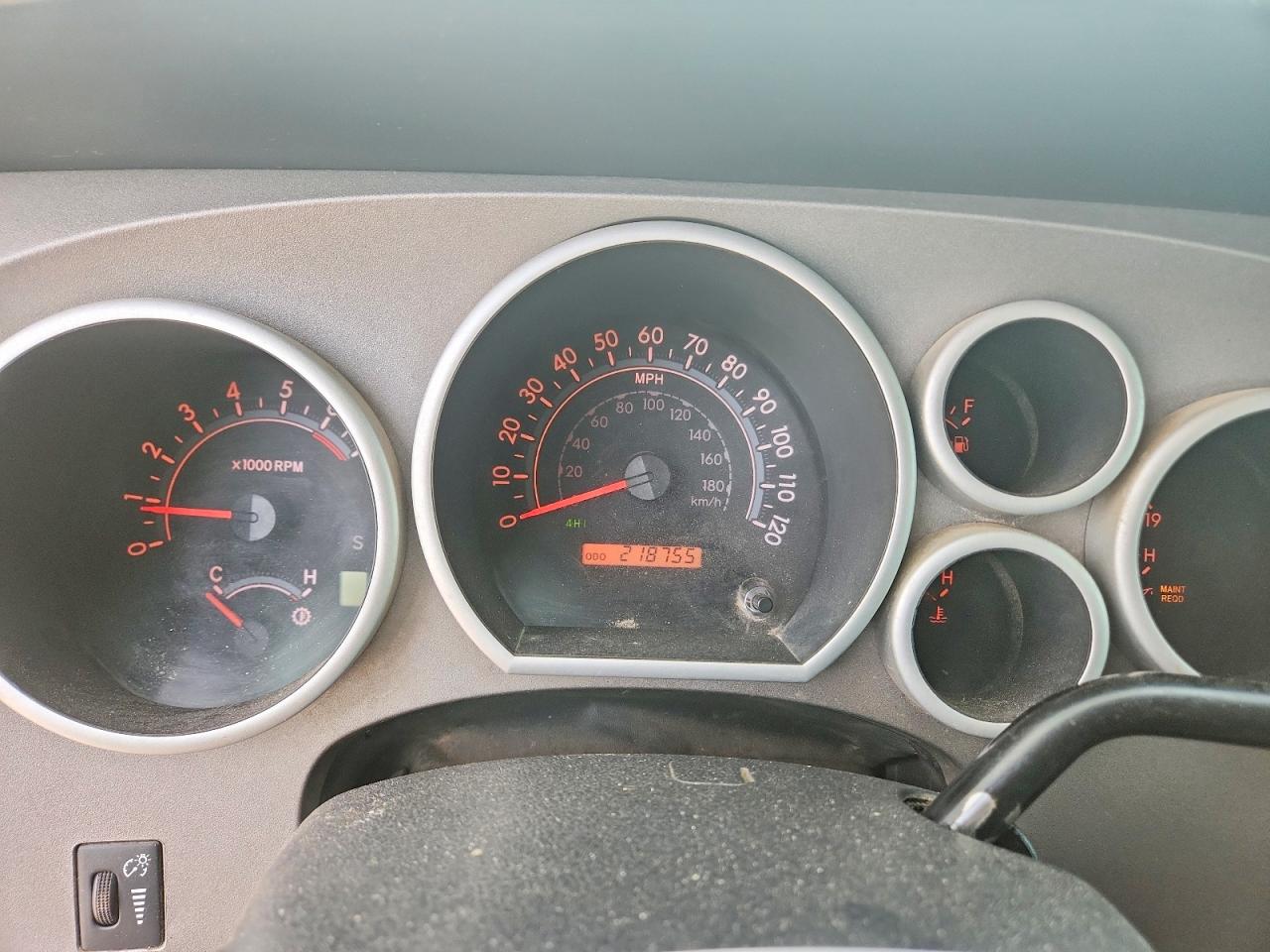 Toyota Tundra Crewmax Sr5