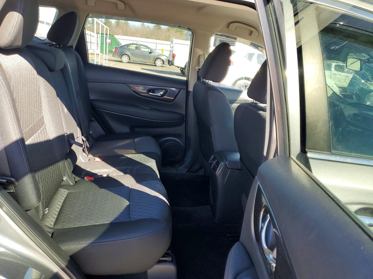 Nissan Rogue Sv