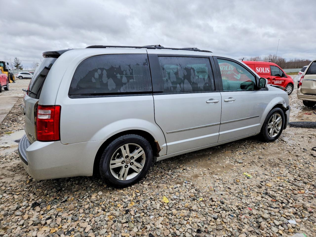 Dodge Caravan Crew