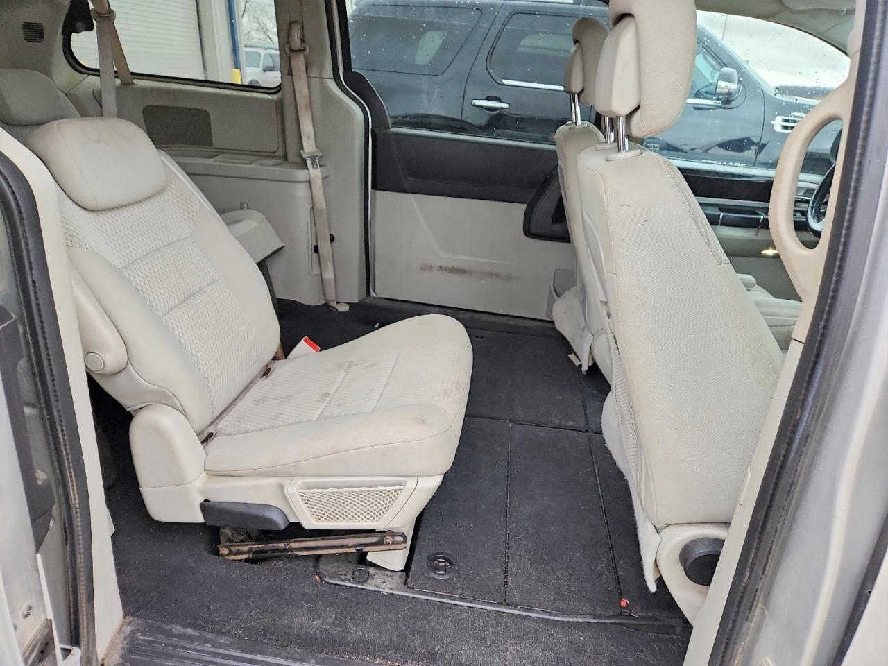 Dodge Caravan Crew