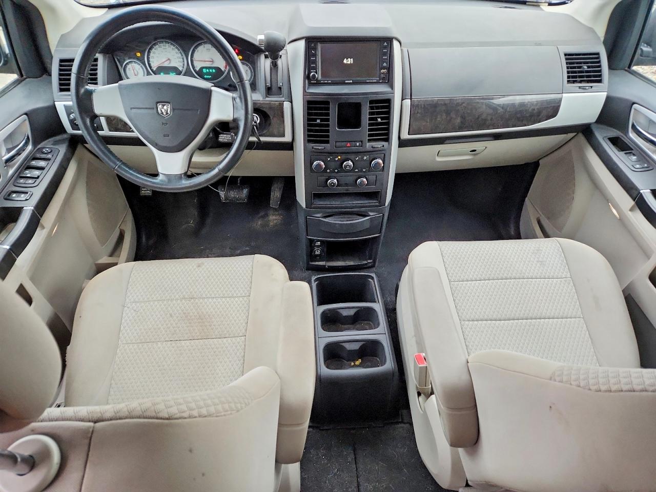Dodge Caravan Crew