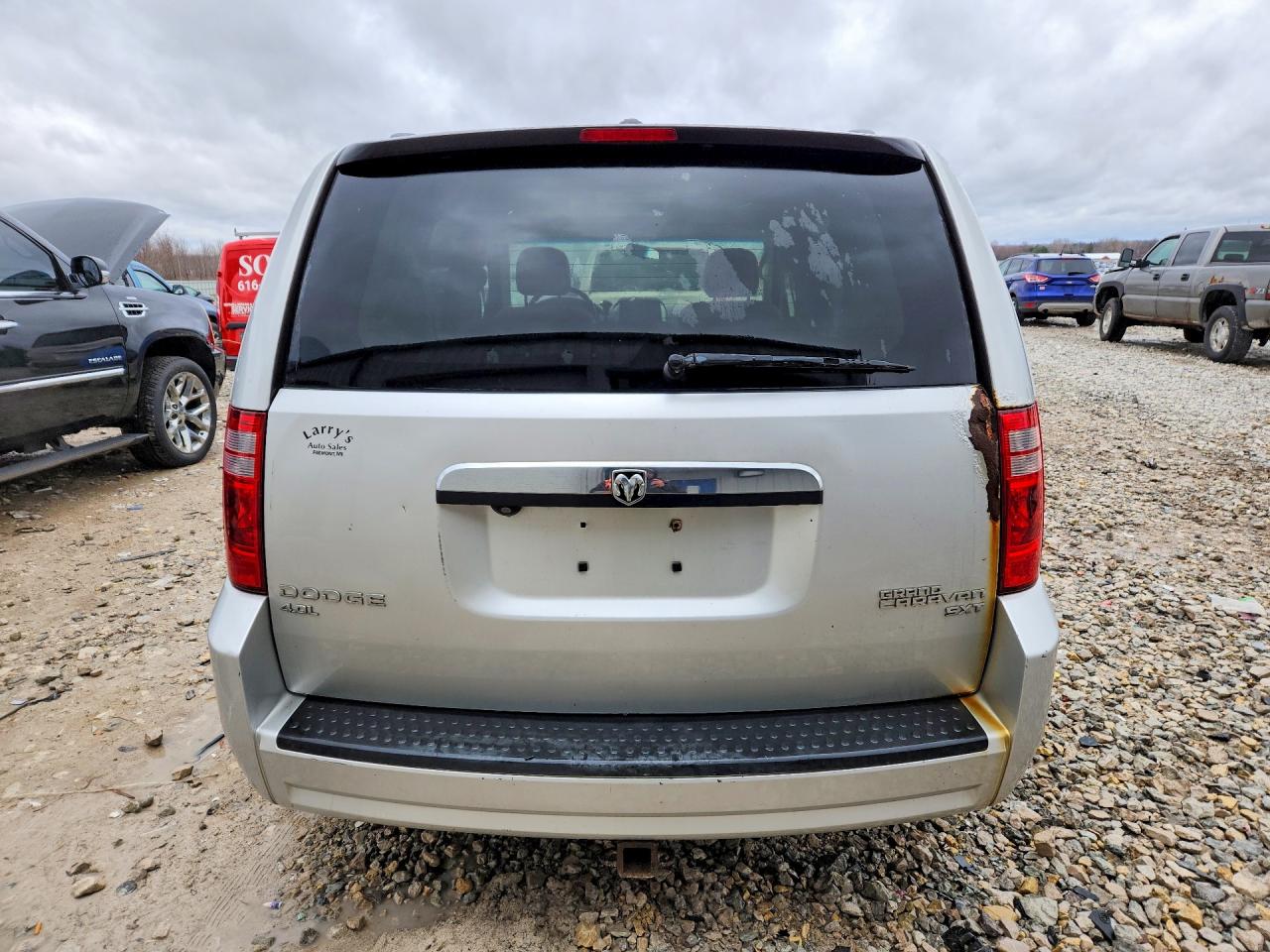 Dodge Caravan Crew