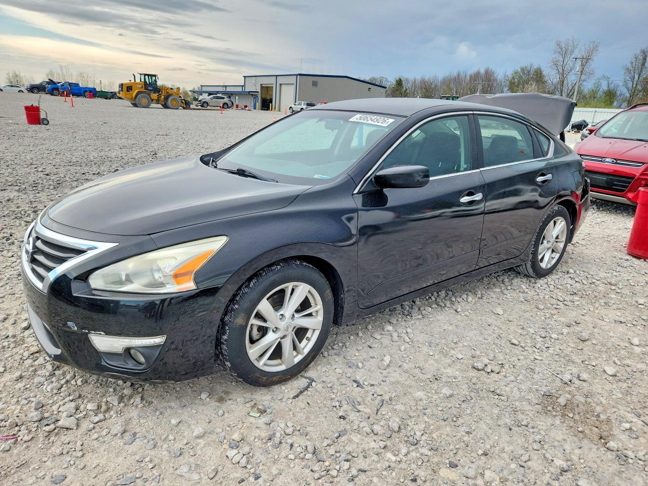 Salvage Nissan Altima Image