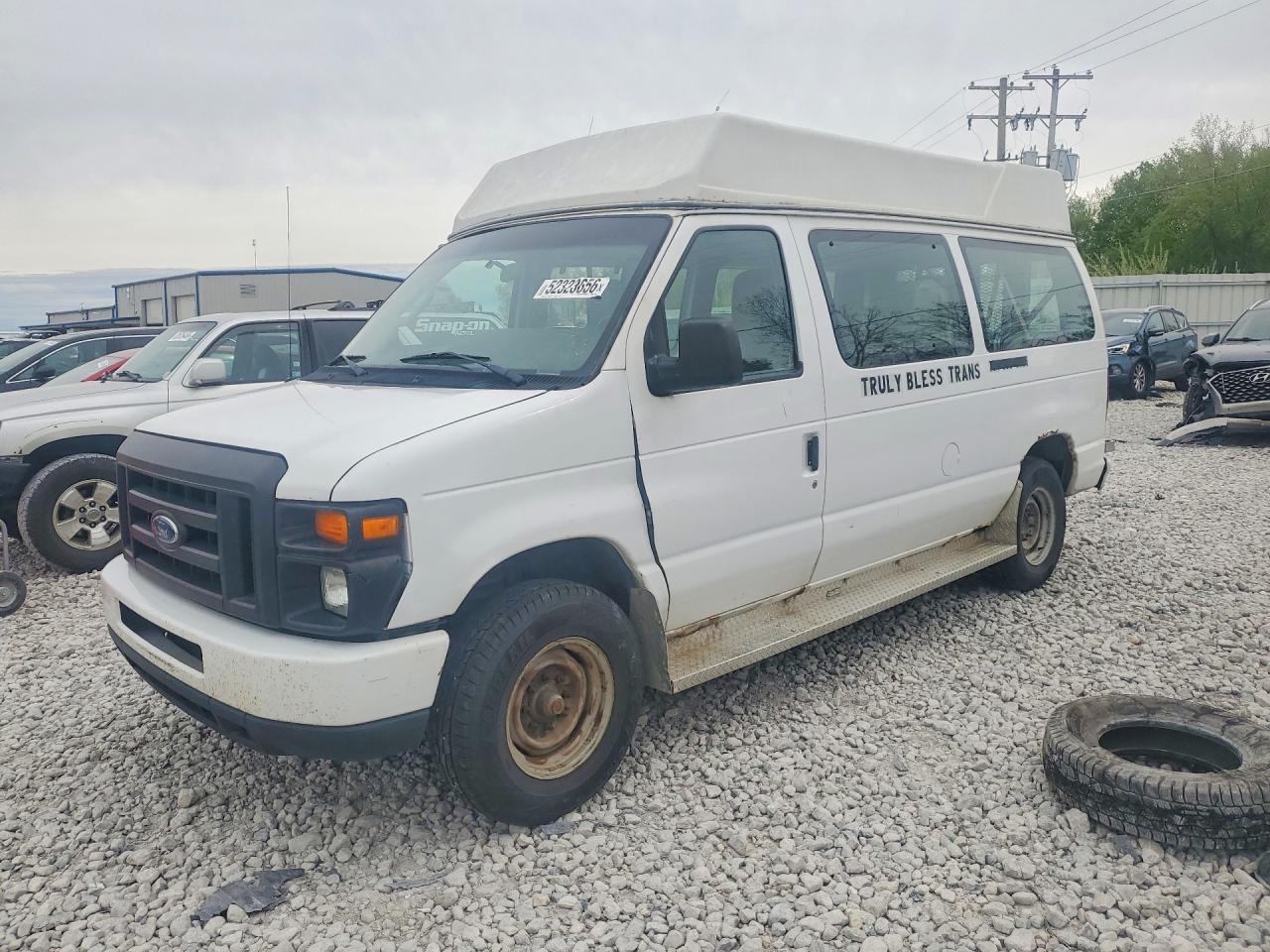 Salvage Ford Econoline Image