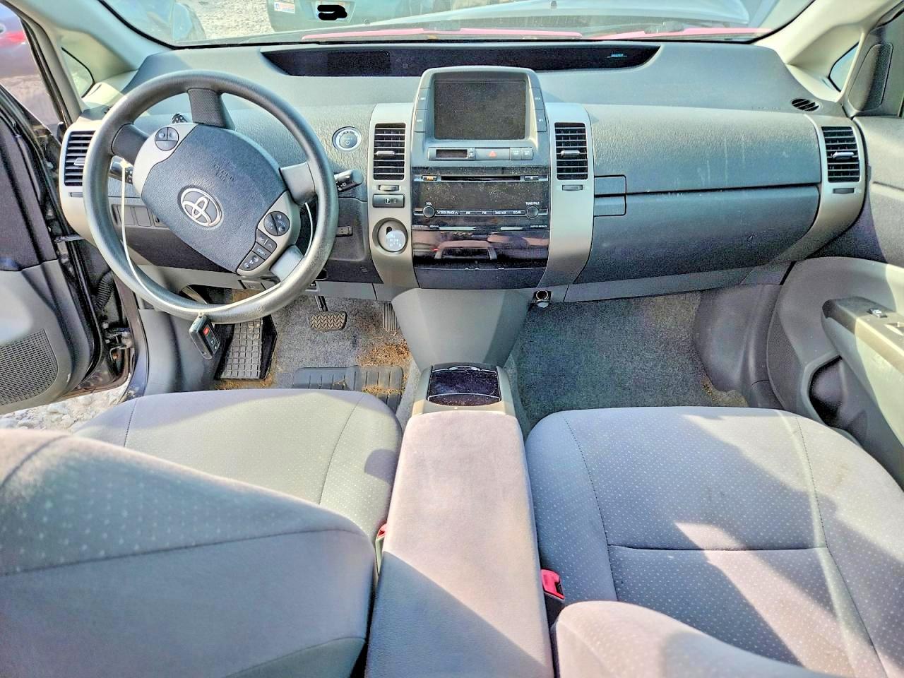 Toyota Prius Base