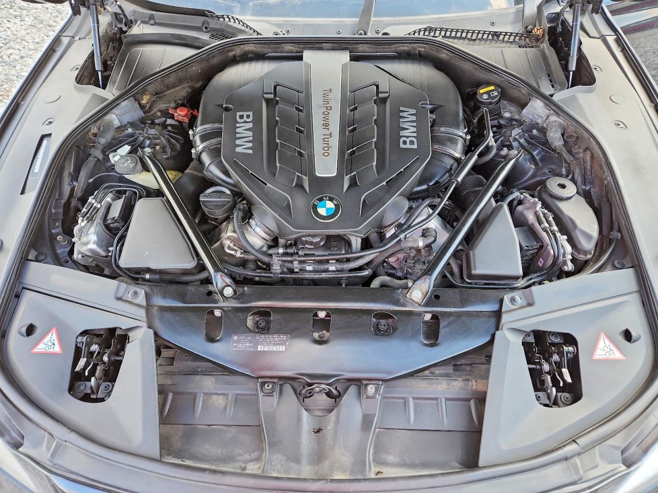 BMW 7 Series Xi