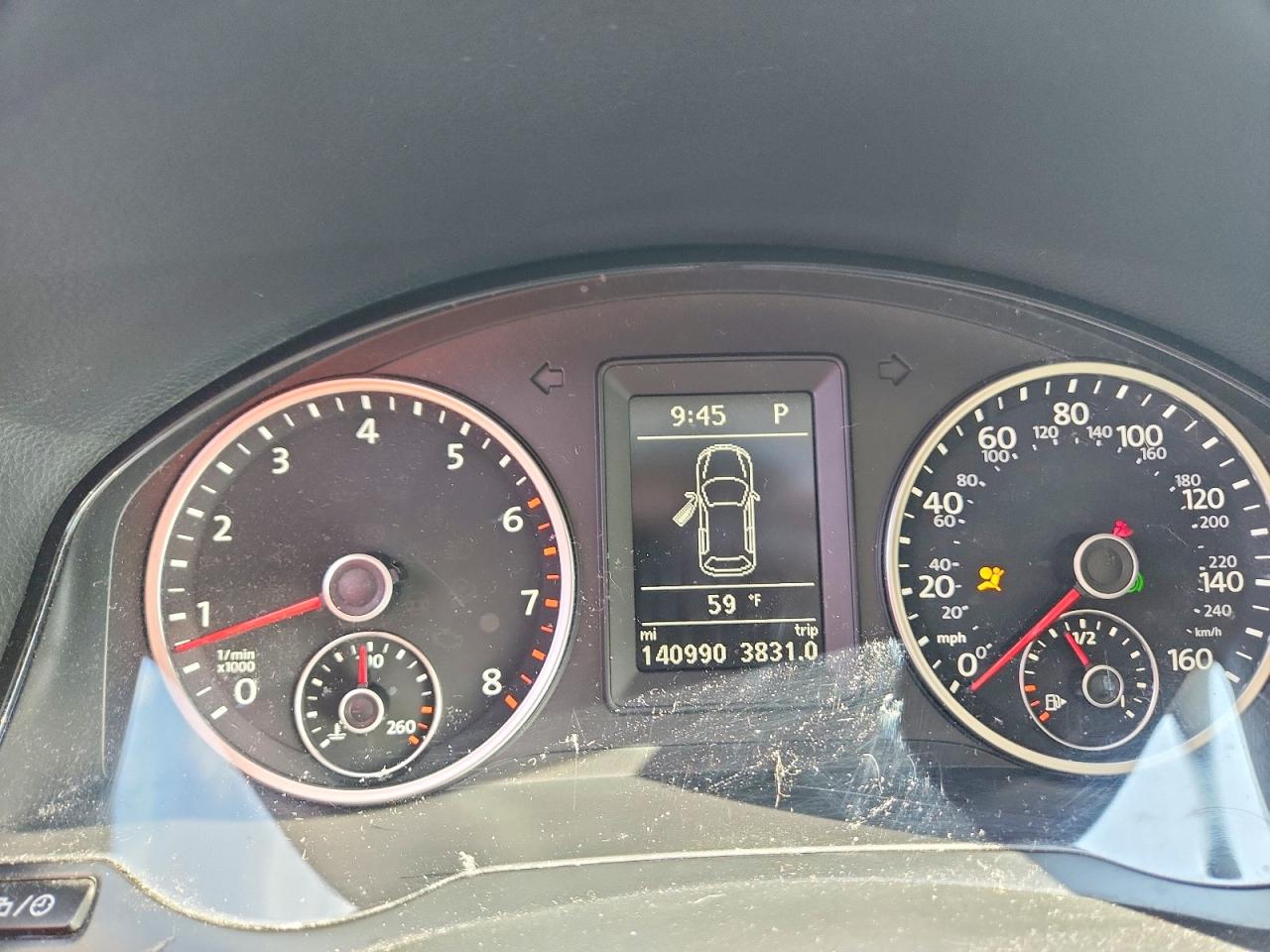Volkswagen Tiguan S