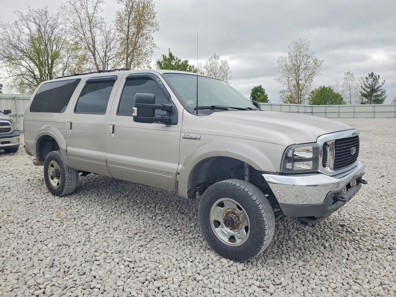 Ford Excursion Xlt