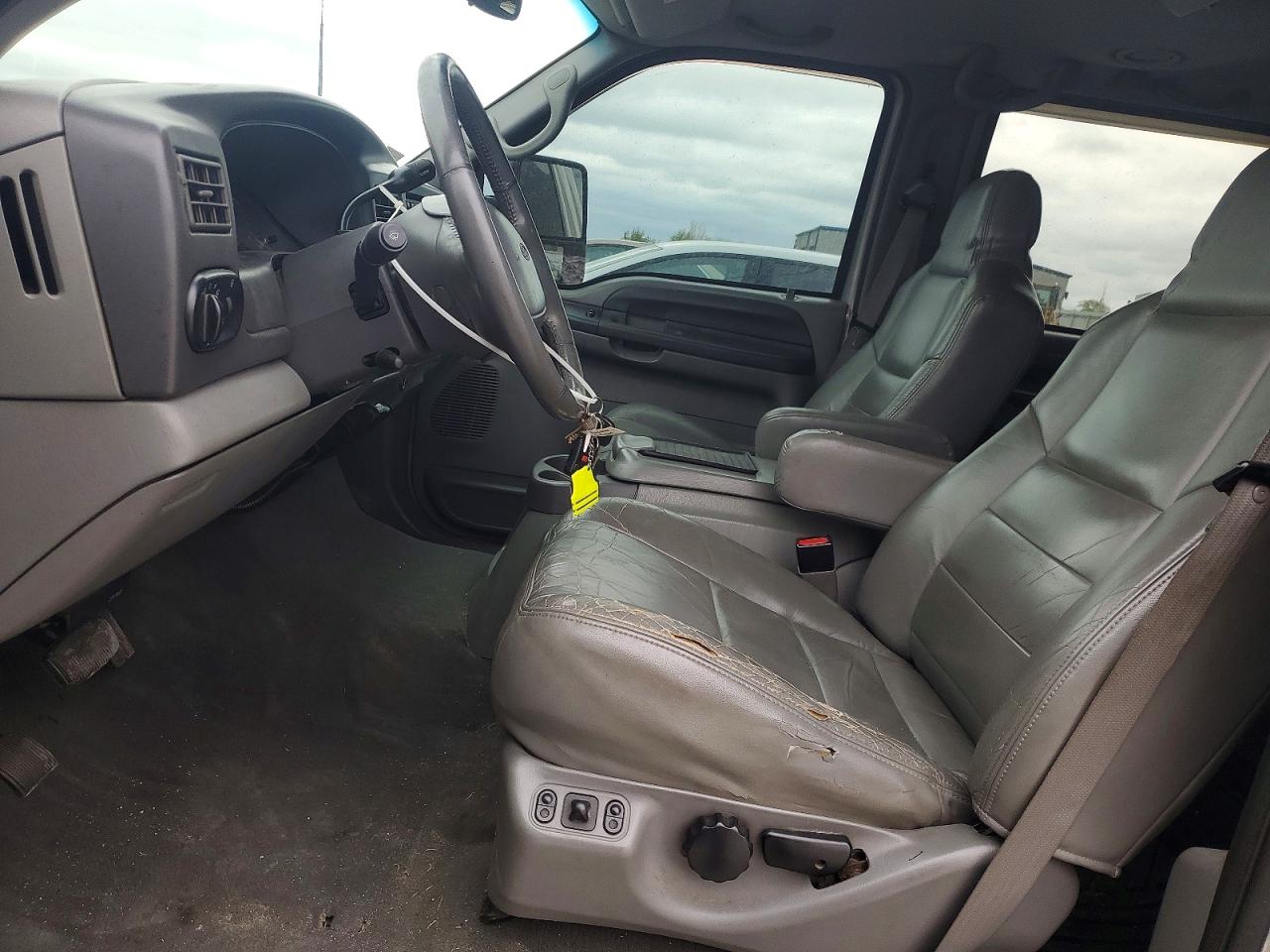 Ford Excursion Xlt