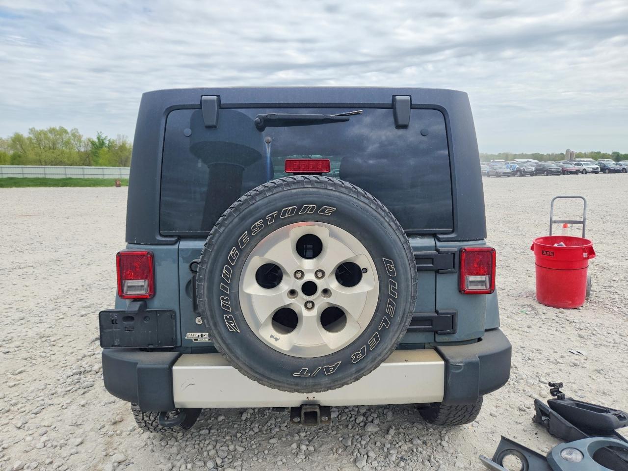 Jeep Wrangler Sahara