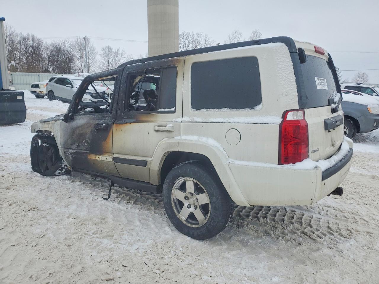 Jeep Commander Sport
