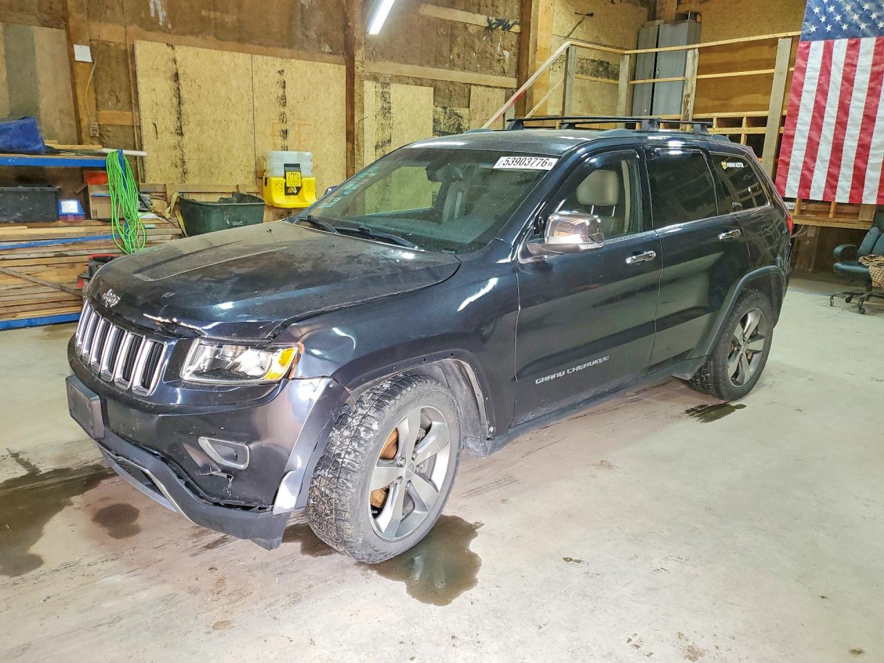 Salvage Jeep Cherokee Image