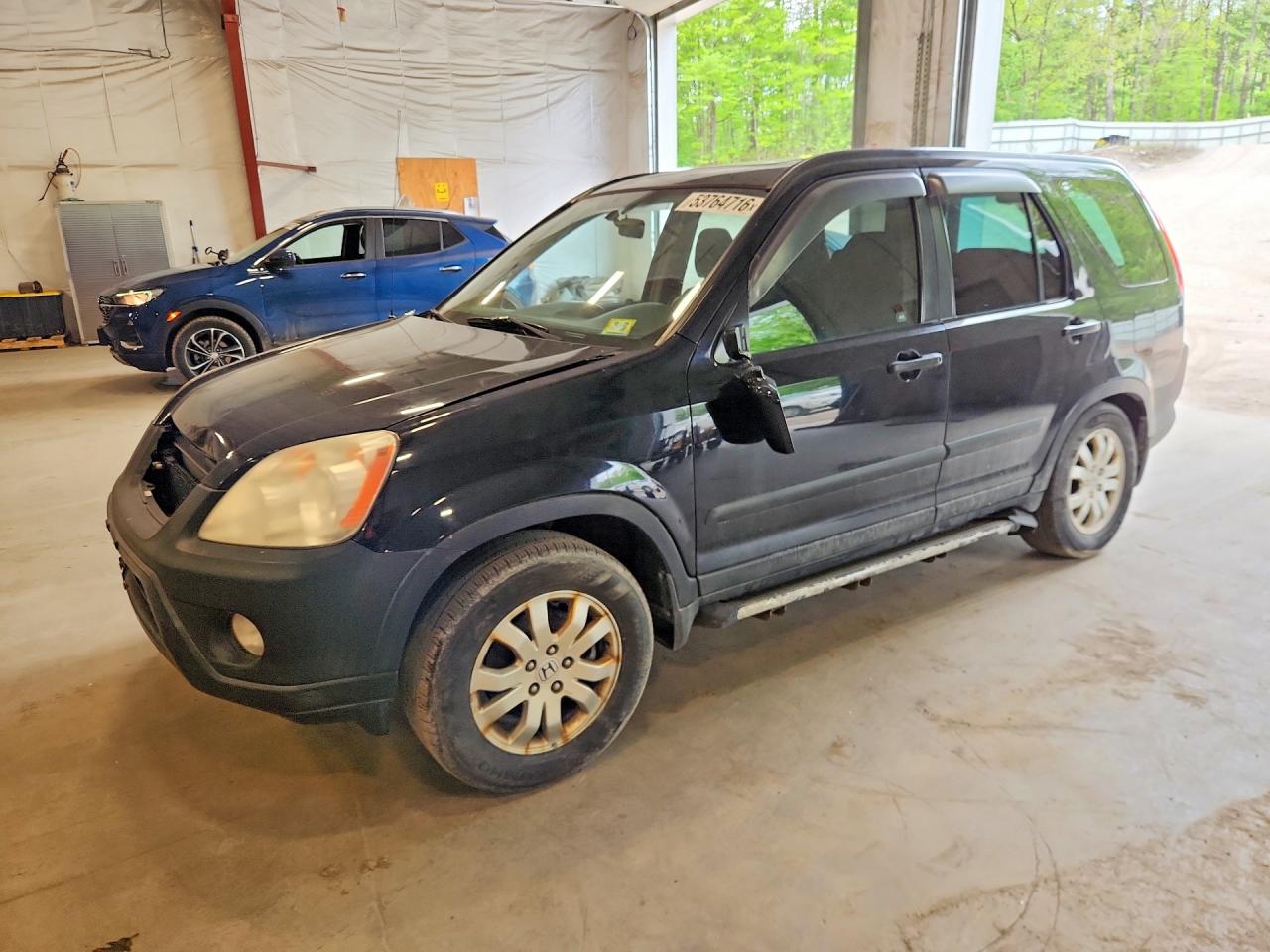 Salvage Honda Crv Image