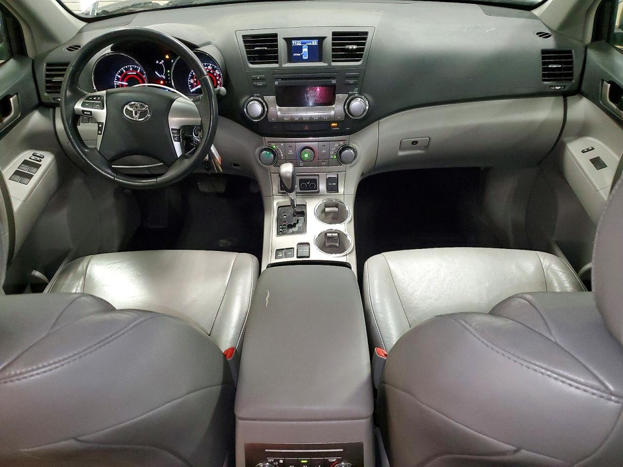 Toyota Highlander Se