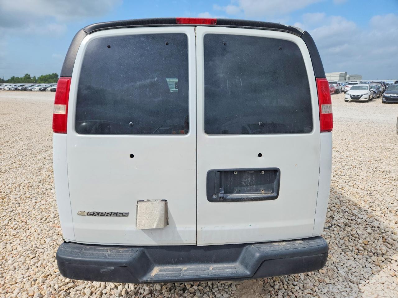 Chevrolet Express Ls