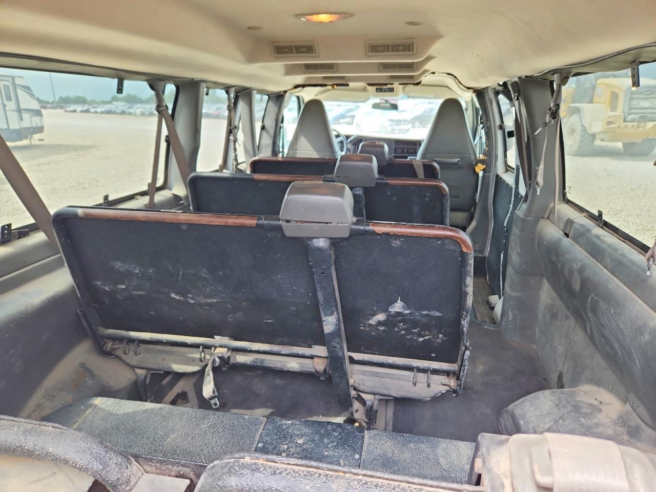 Chevrolet Express Ls