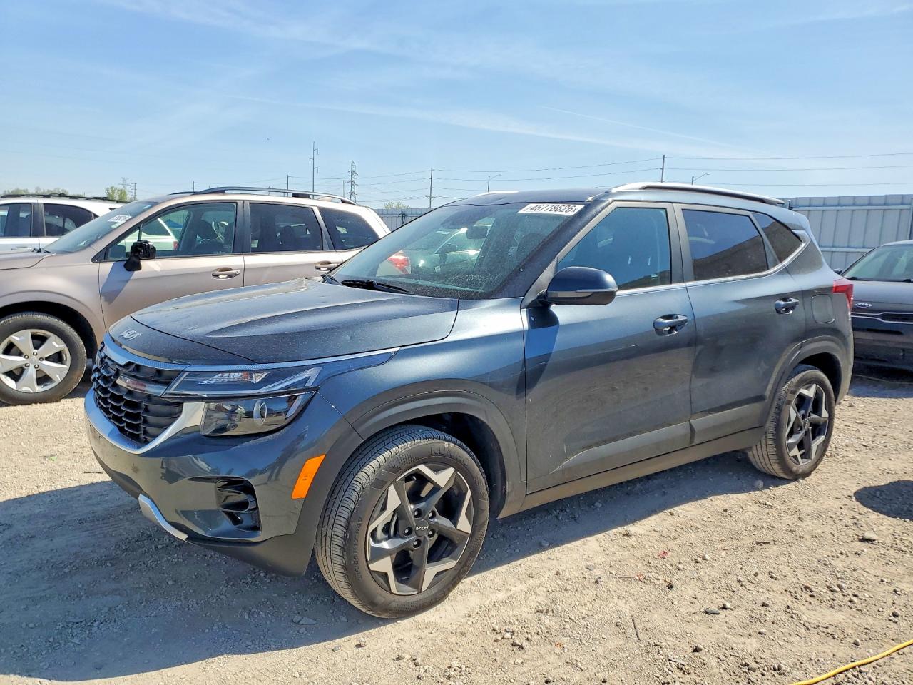 Salvage Kia Seltos Image