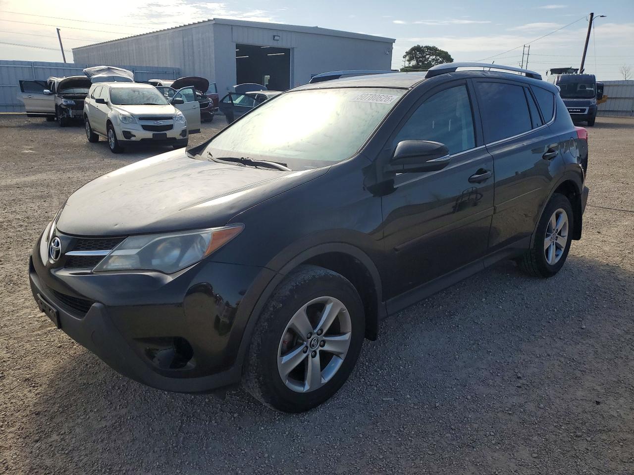 Salvage Toyota RAV4 Image