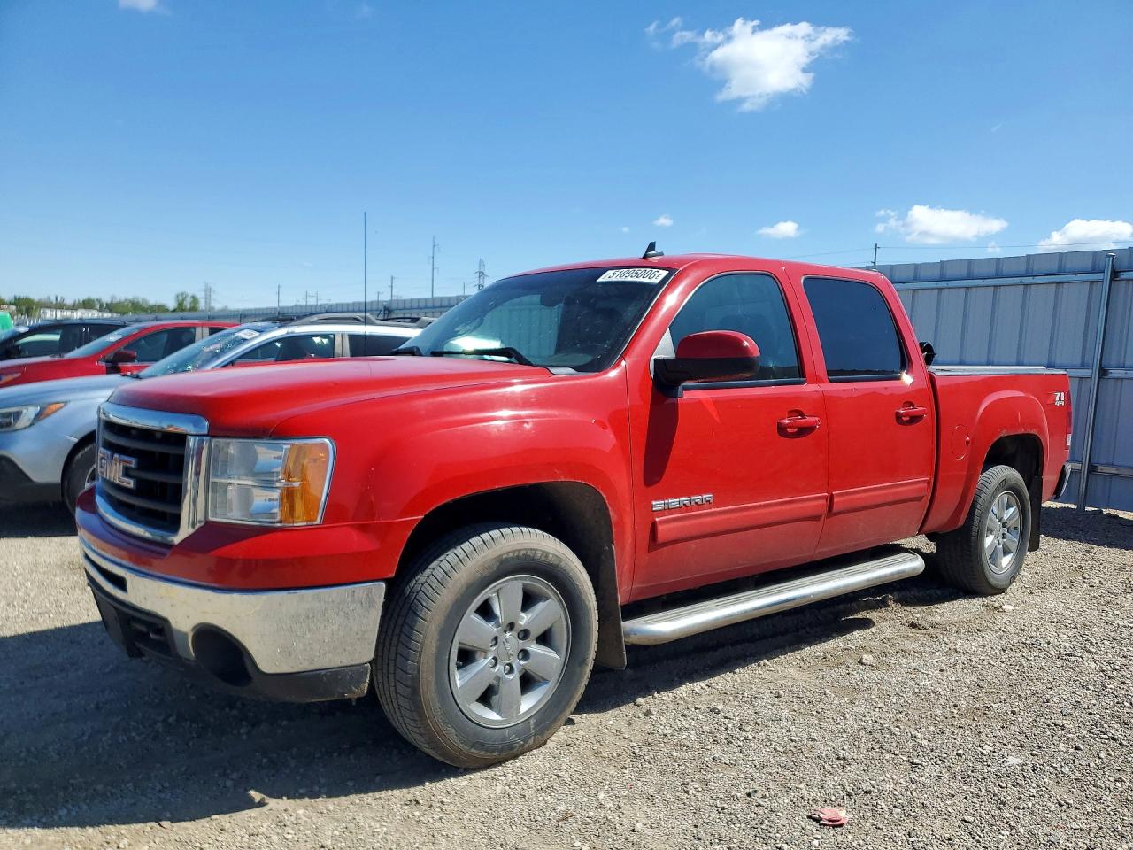 Salvage GMC Sierra Image