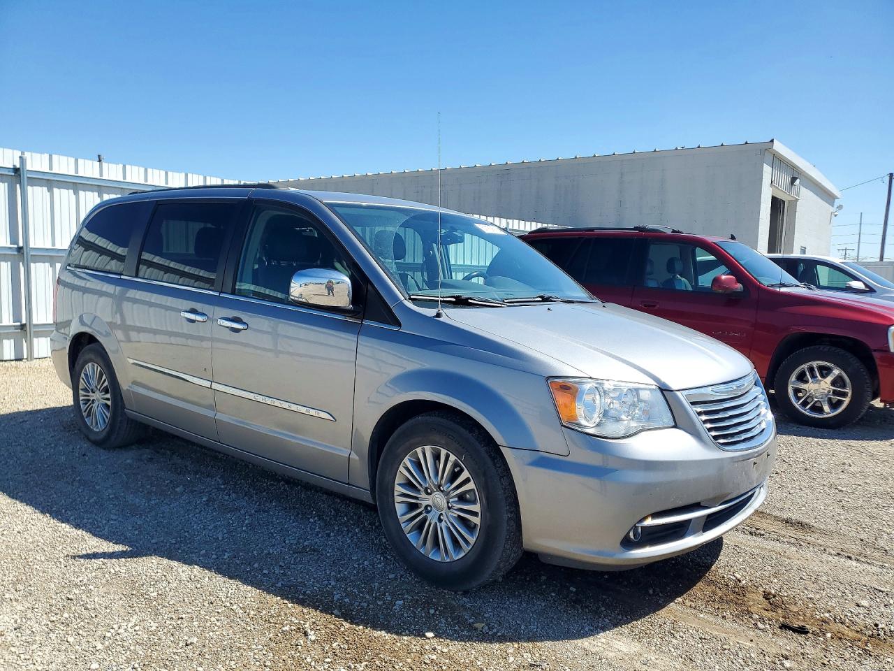 Chrysler Minivan Touring L