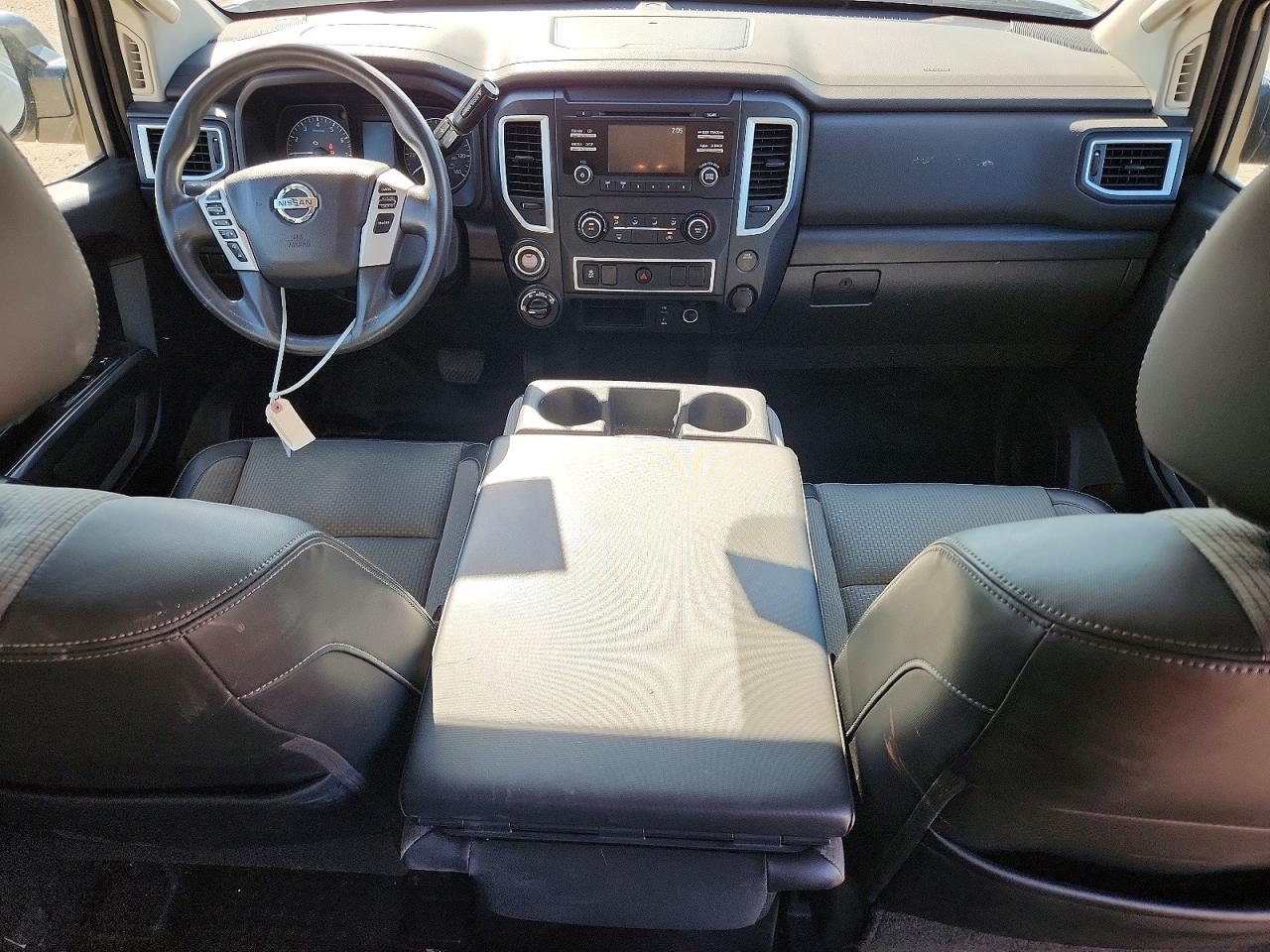 Nissan Titan S