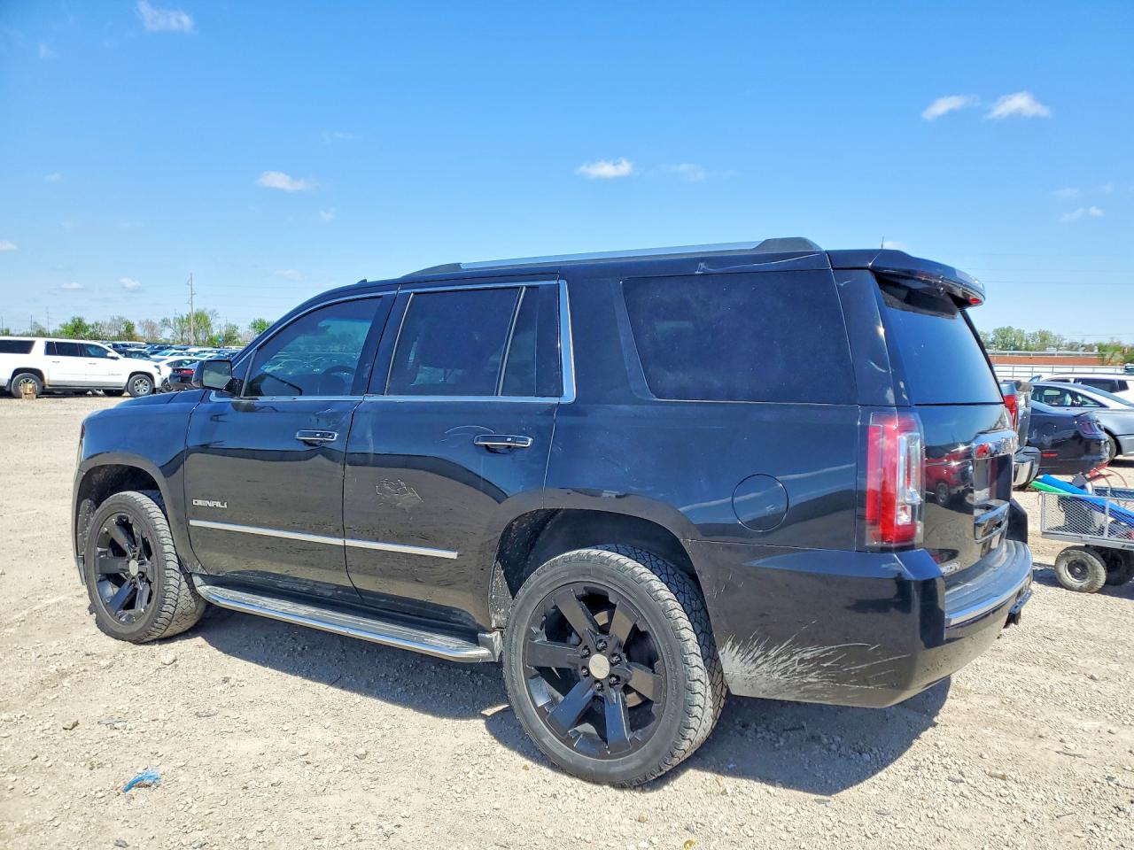 GMC Yukon Denali