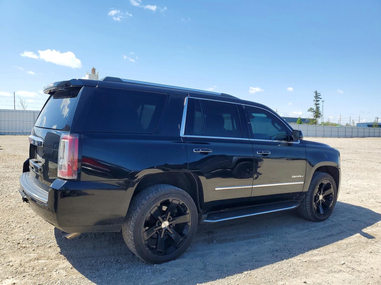 GMC Yukon Denali