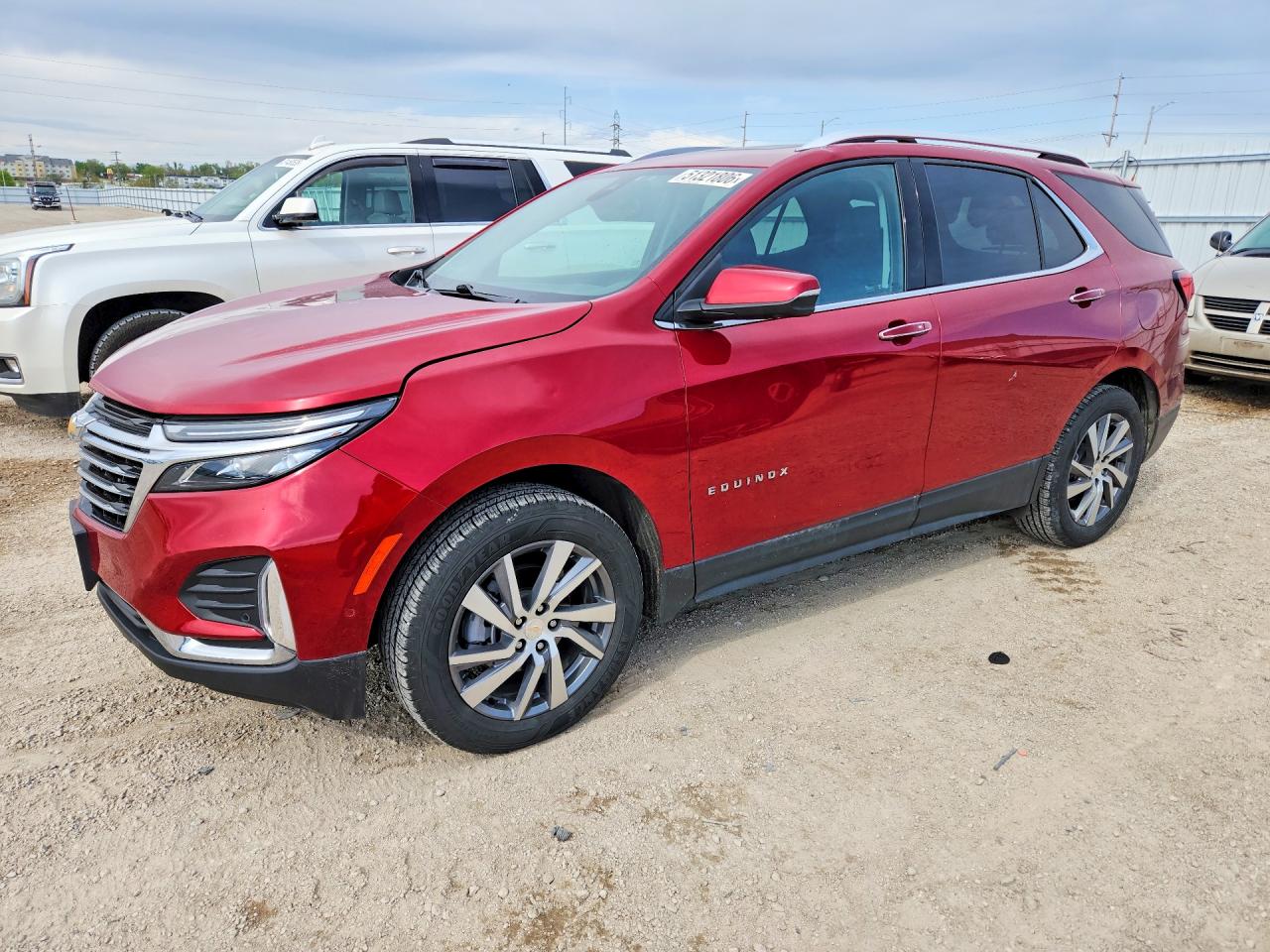 Salvage Chevrolet Equinox Image