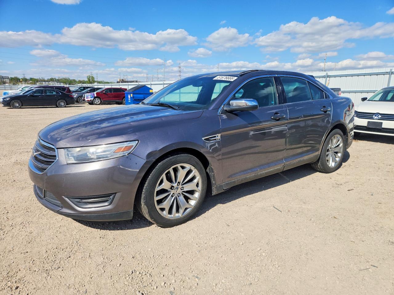 Salvage Ford Taurus Image
