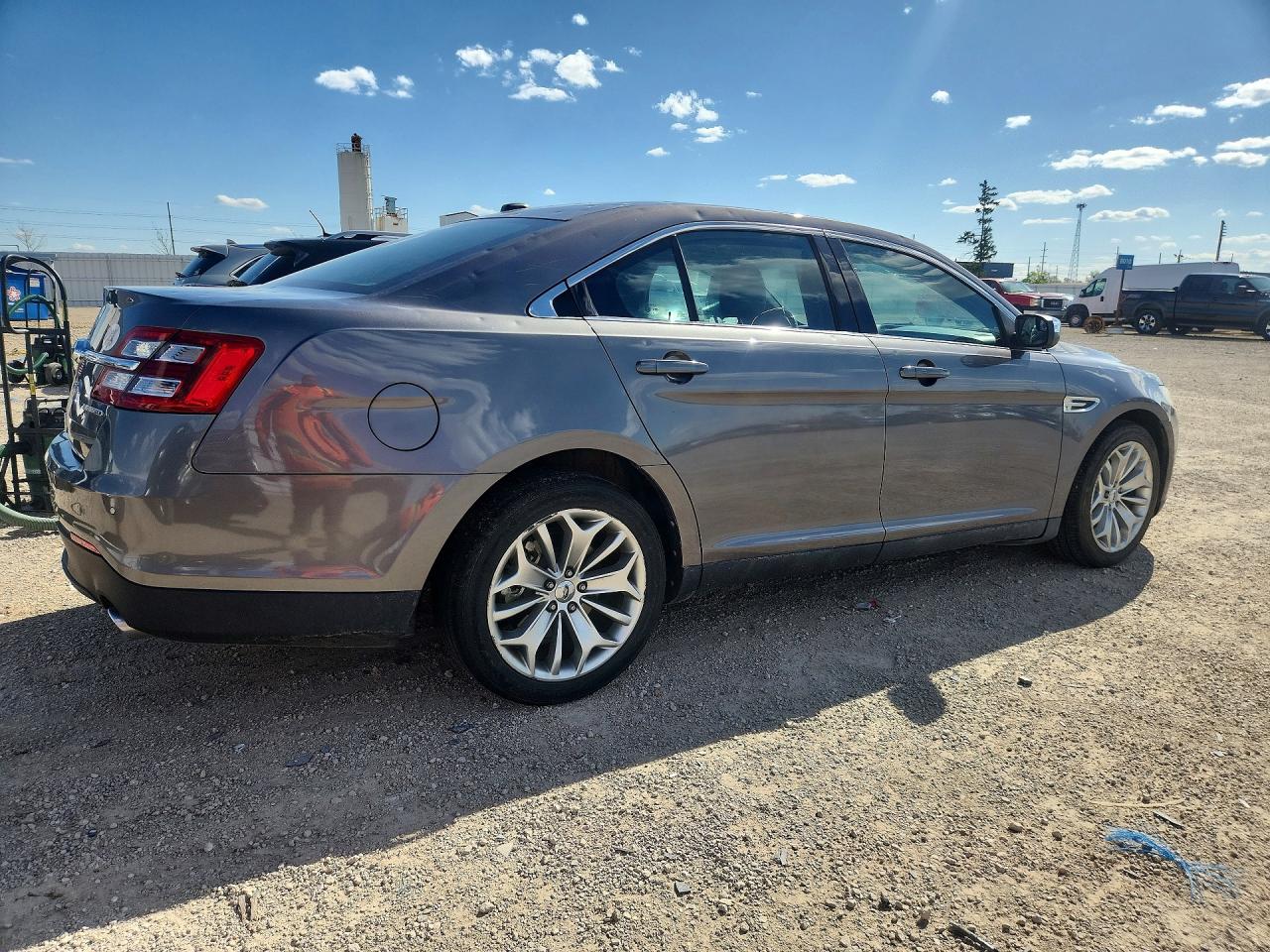 Ford Taurus Limited