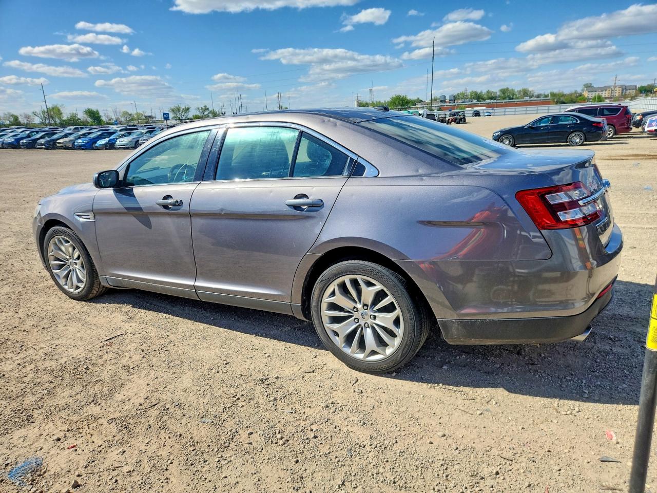 Ford Taurus Limited