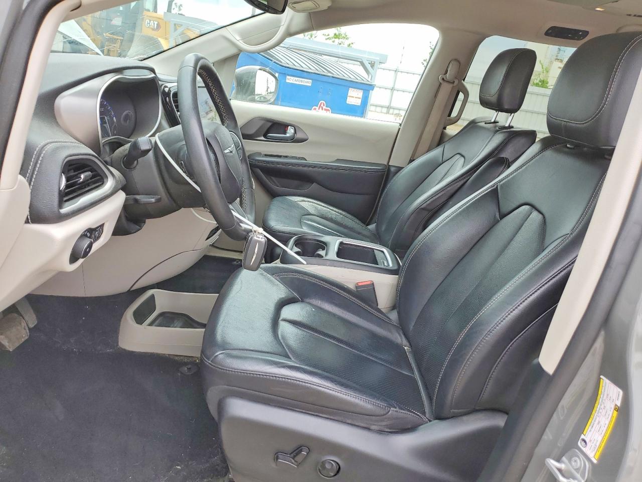Chrysler Pacifica Touring L