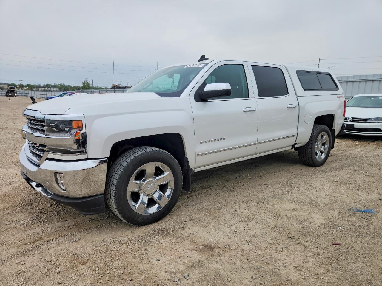 Salvage Chevrolet Silverado Image