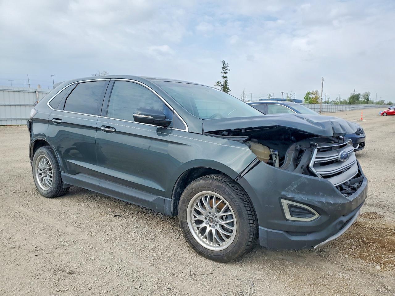 Ford Edge Titanium