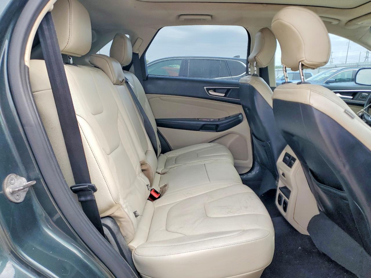 Ford Edge Titanium