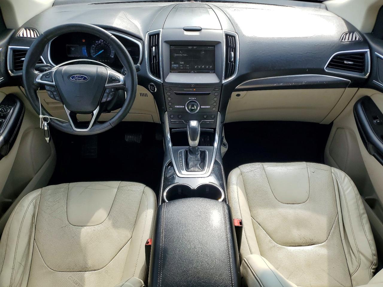 Ford Edge Titanium