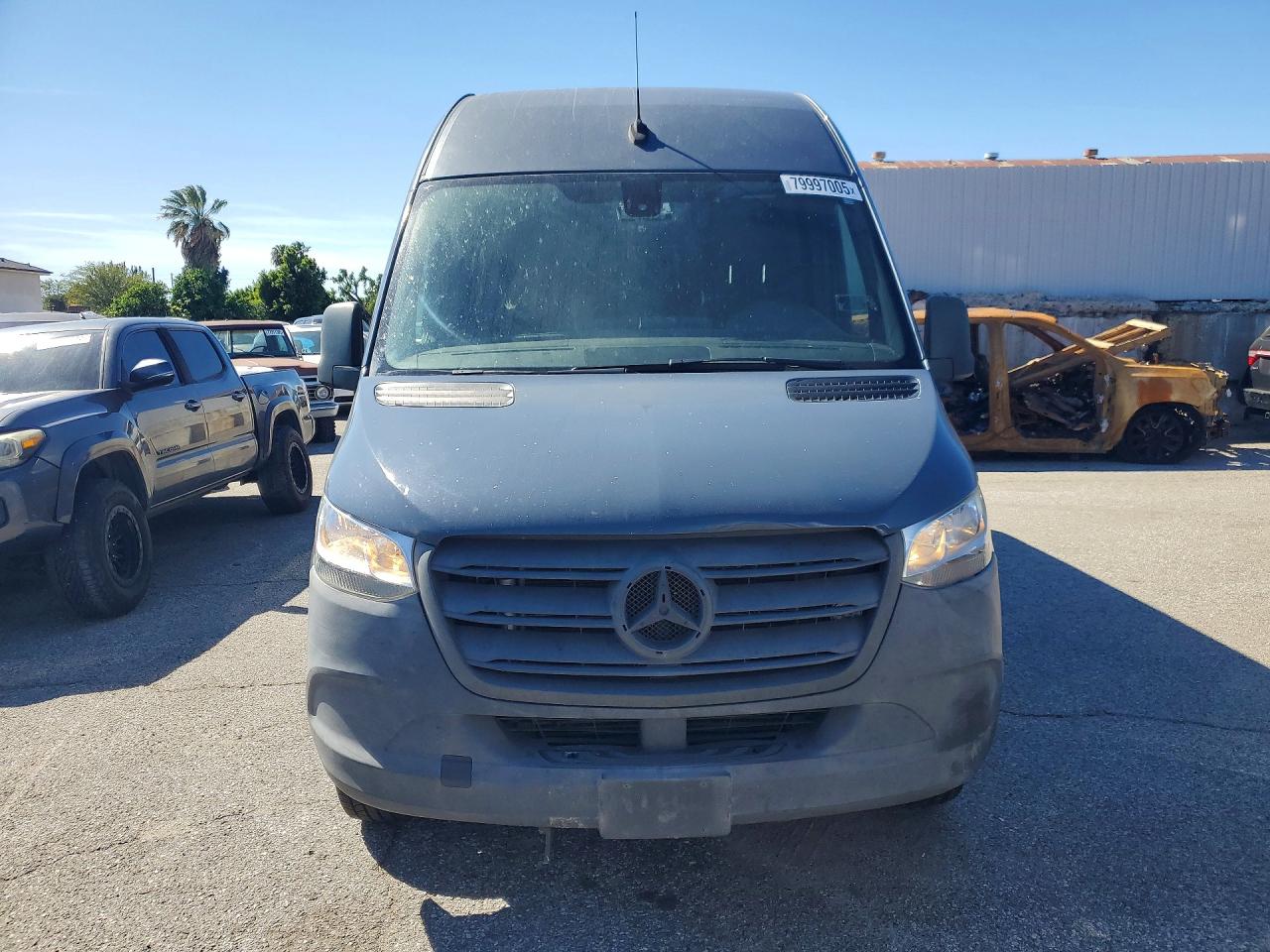 Mercedes-Benz Sprinter 2500