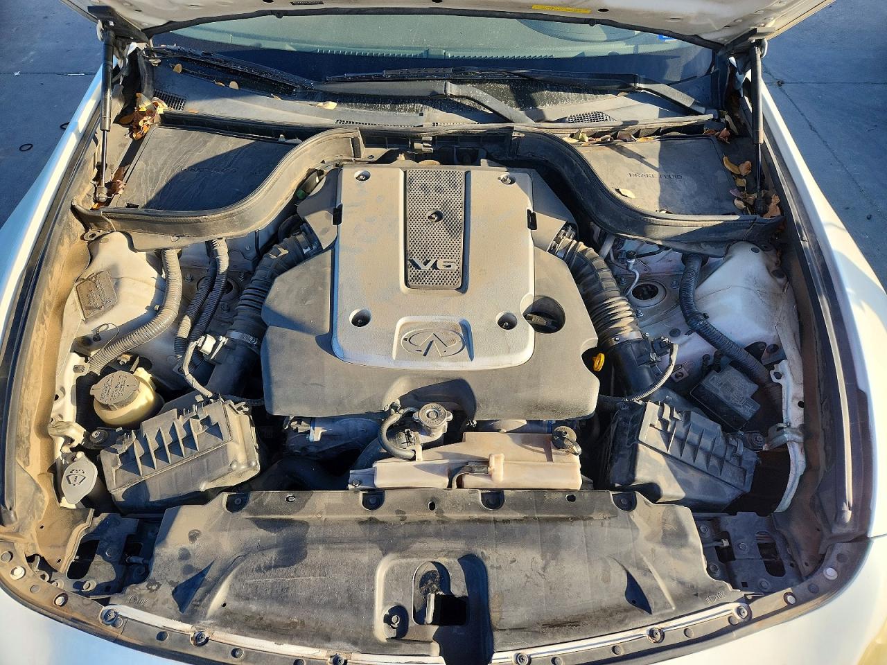 INFINITI G25 Base