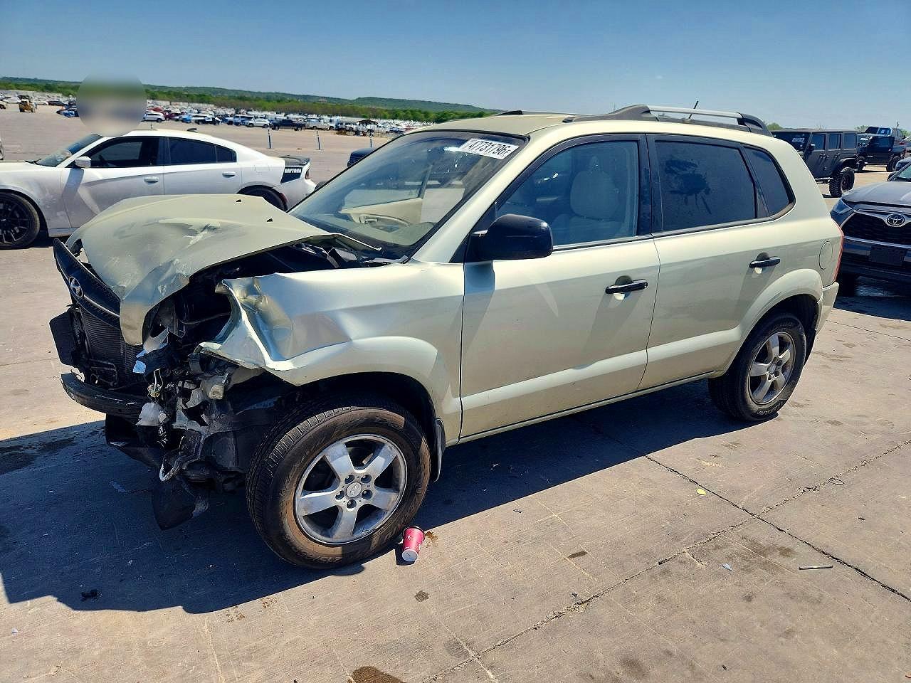 Salvage Hyundai TUCSON Image