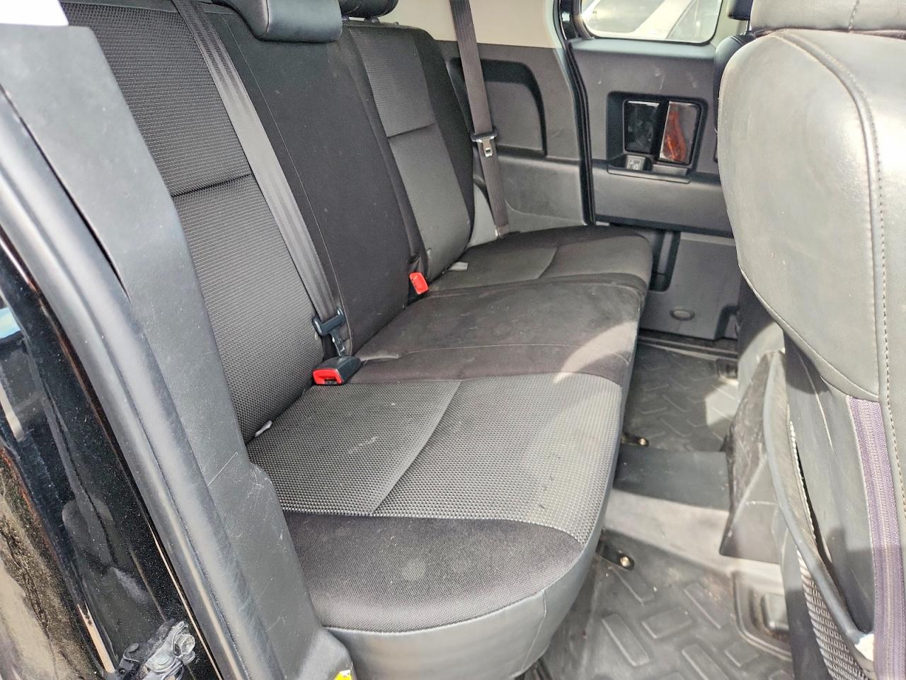 Toyota FJ Cruiser Base