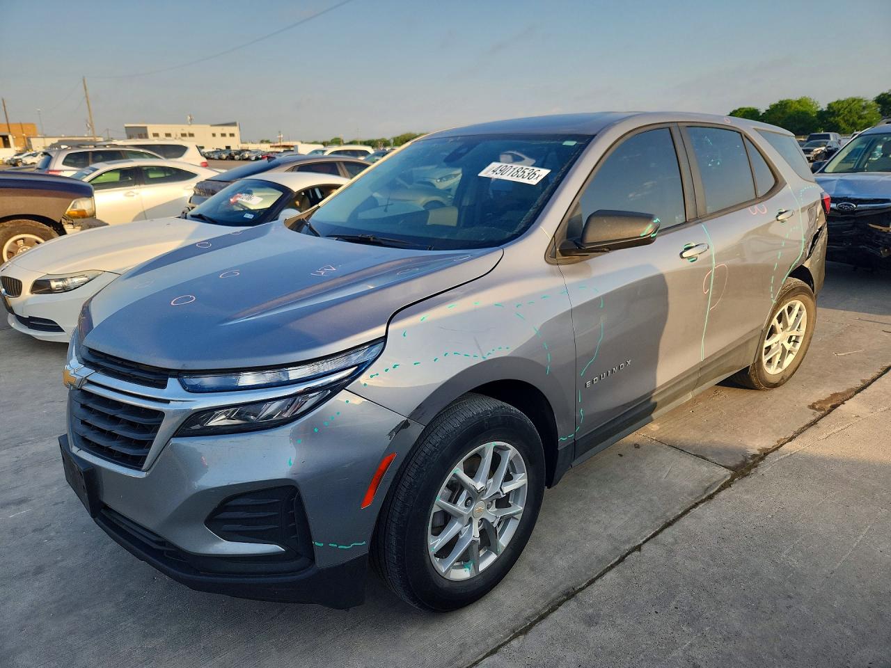 Salvage Chevrolet Equinox Image