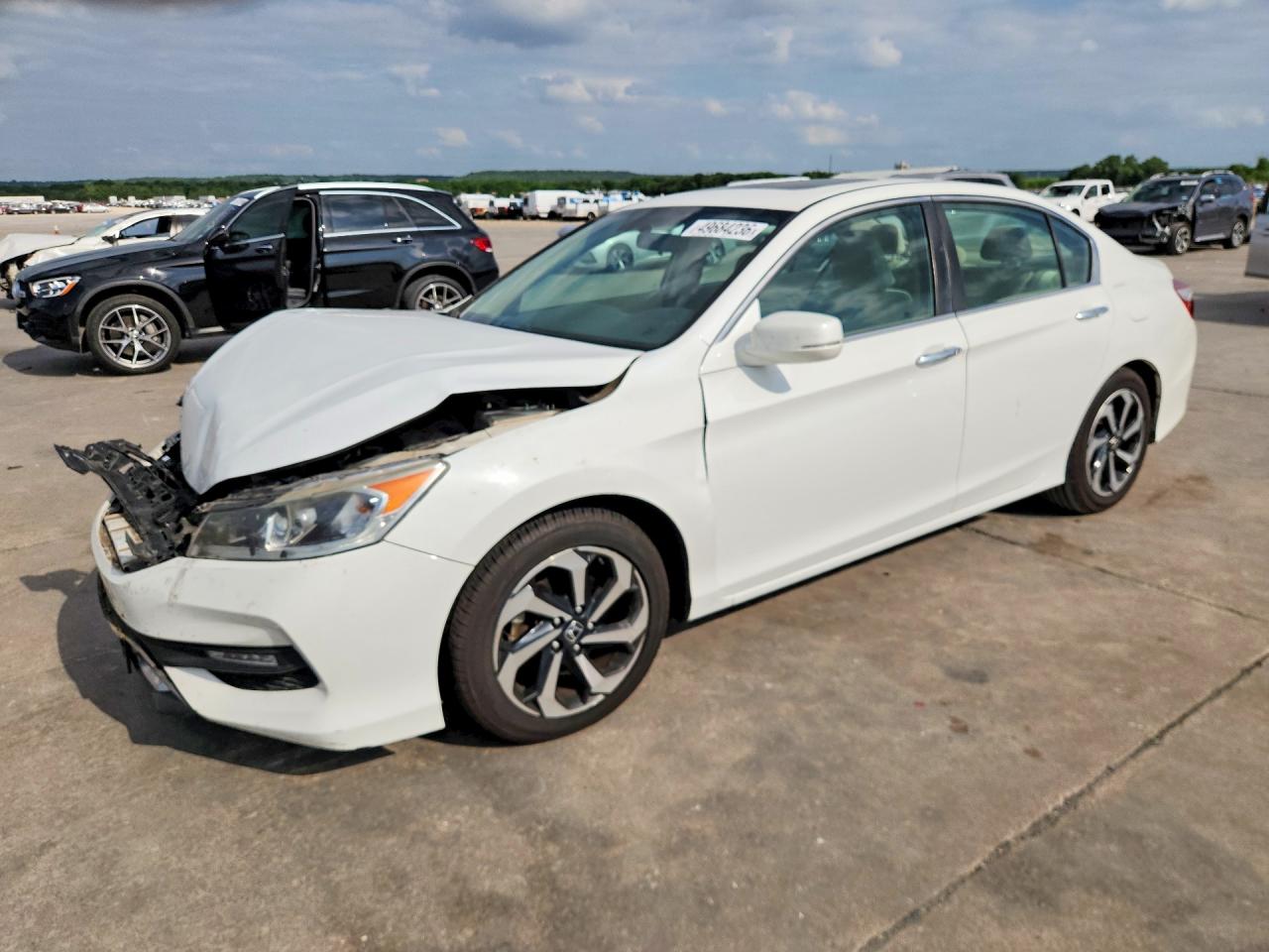 Salvage Honda Accord Image