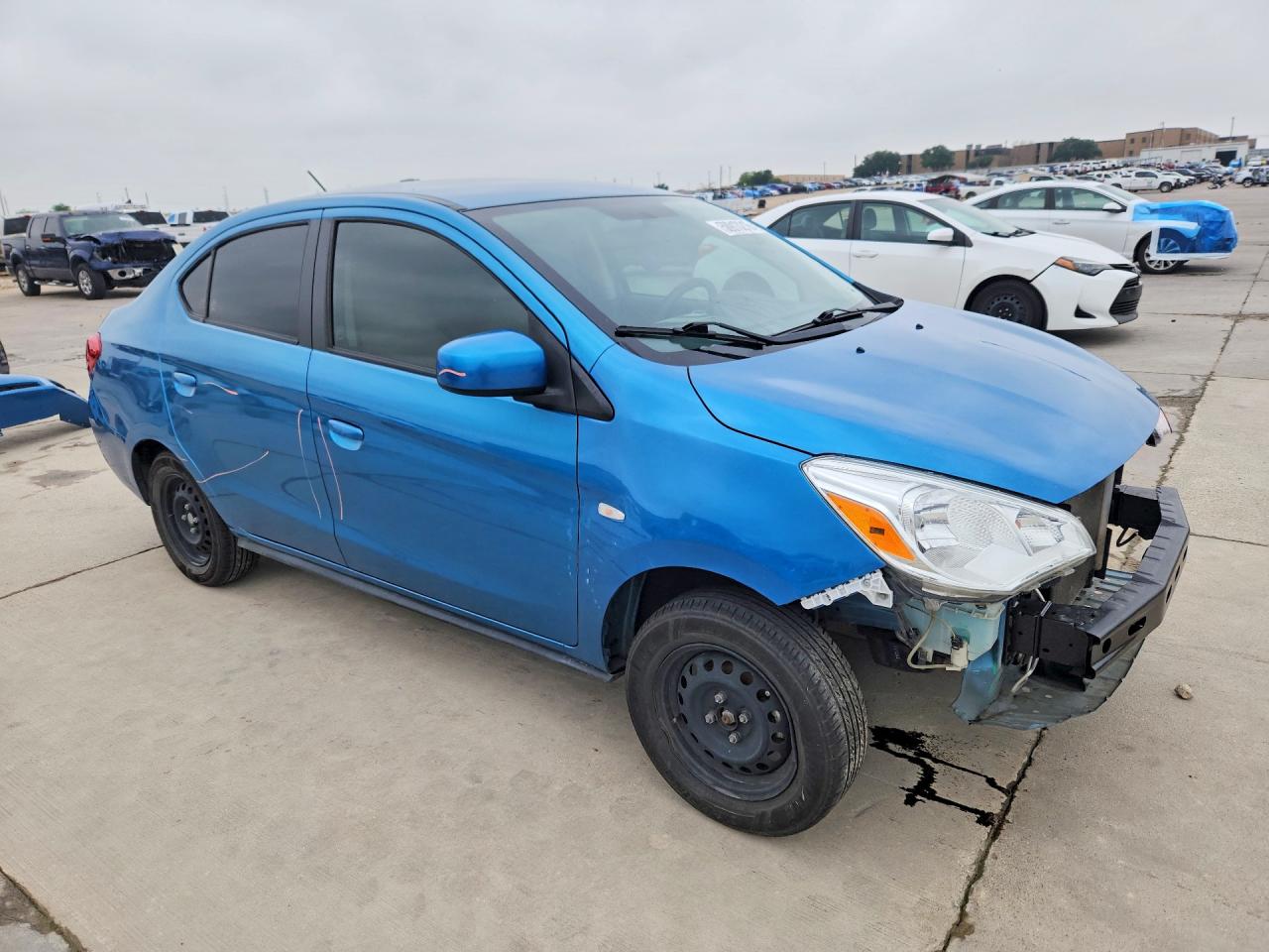 Mitsubishi Mirage G4 Es