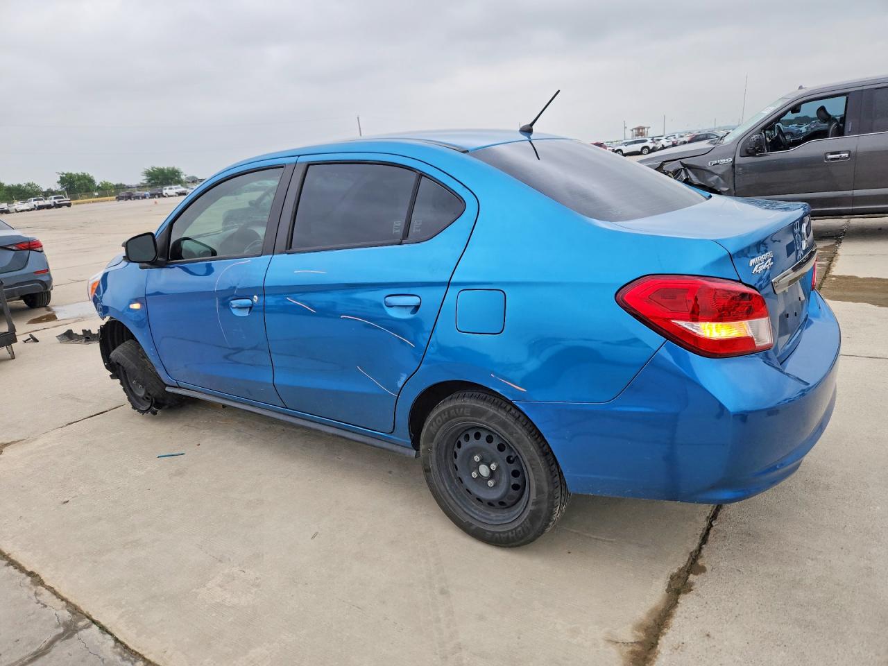 Mitsubishi Mirage G4 Es