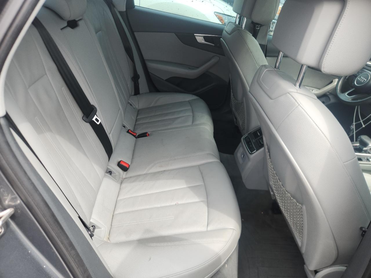 Audi A4 Premium